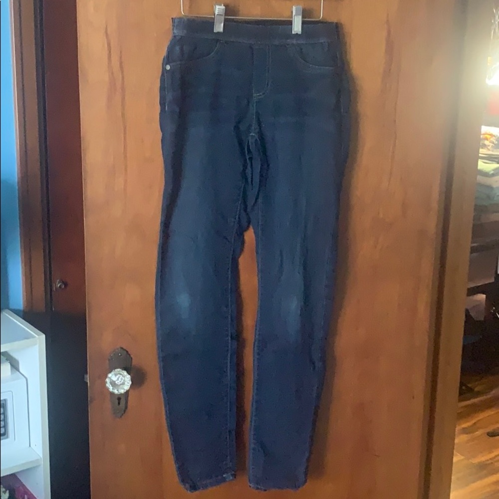 Stretchy jeans